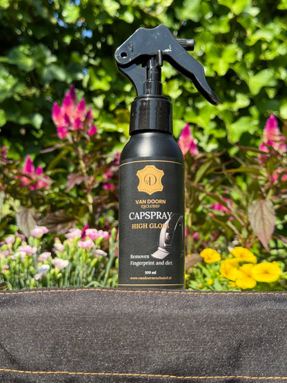 NU VERKRIJBAAR - Capspray High Gloss – Reiniger voor hoogglans rijcaps – 100 ml